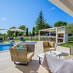 Villa Frani By Interhome *