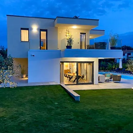 Villa Frani By Interhome Poreč