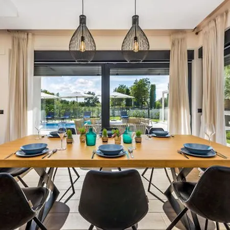 Βίλα Frani By Interhome