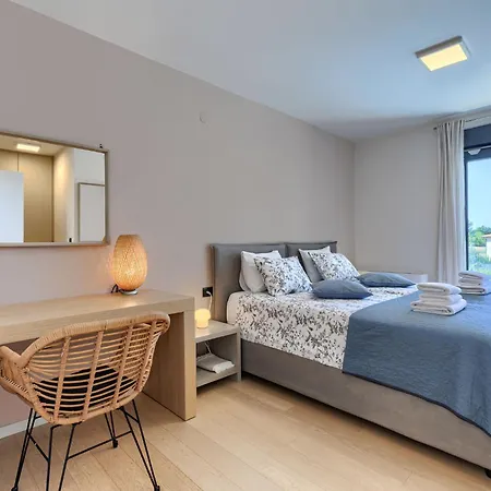 Frani By Interhome Пореч