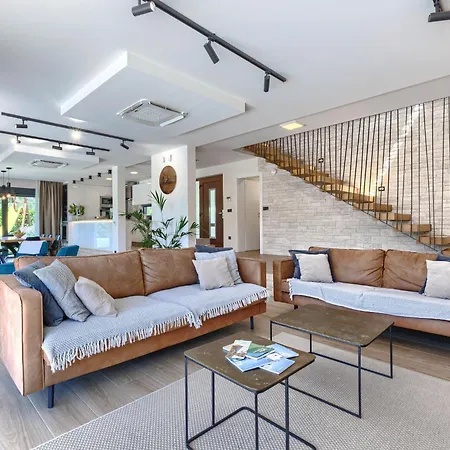 Frani By Interhome