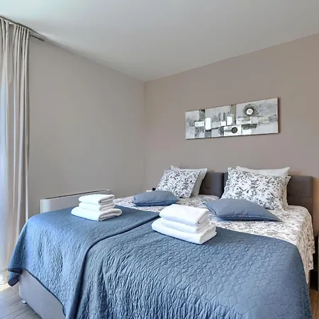 Frani By Interhome * Пореч