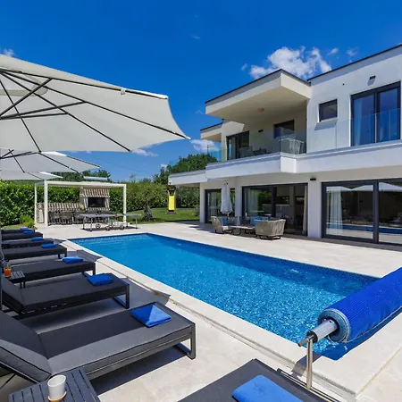 Frani By Interhome