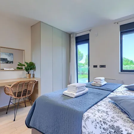 Frani By Interhome