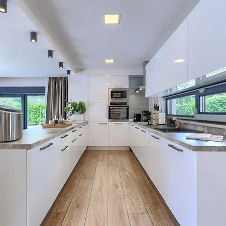 Frani By Interhome Пореч