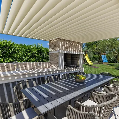 Frani By Interhome Пореч
