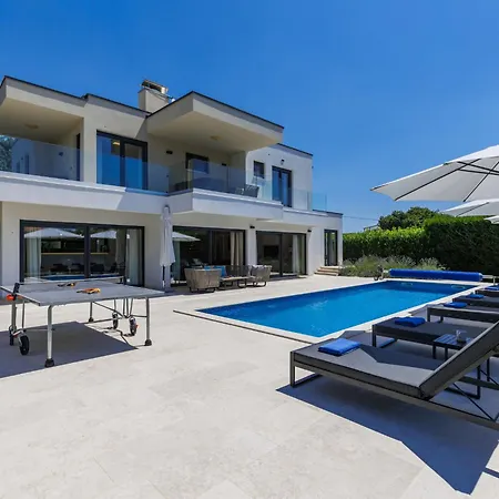 Frani By Interhome Пореч