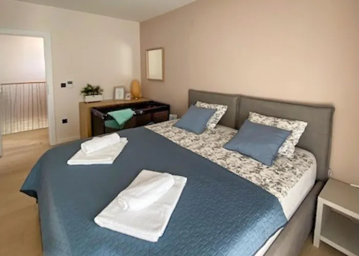 Frani By Interhome Willa *